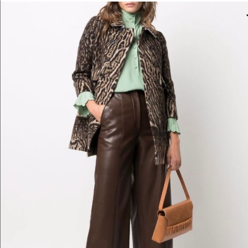 No. 21 Jacket